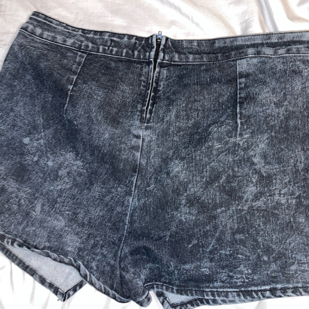 Black wash denim skort
